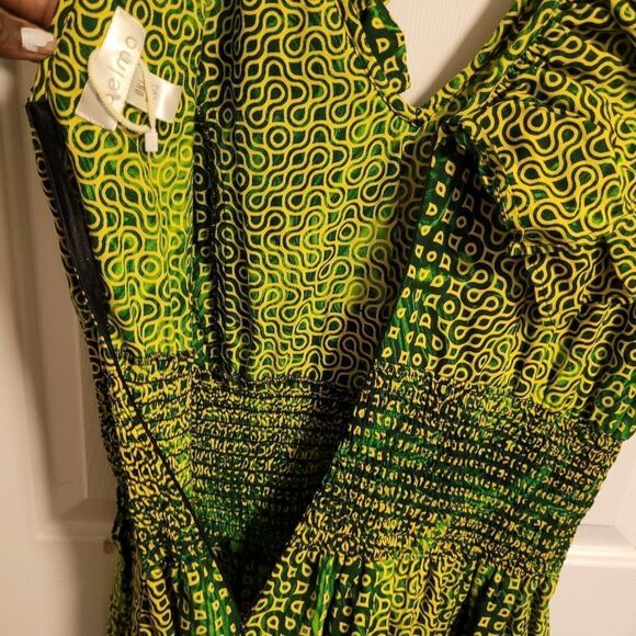 PLUS SIZE Green and Gold African Style Jumper - Picture 4 of 4